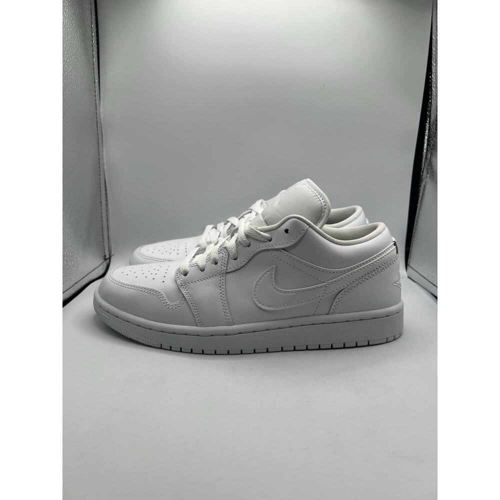 Air Jordan 1 Low “Triple White” size 9 women’s
